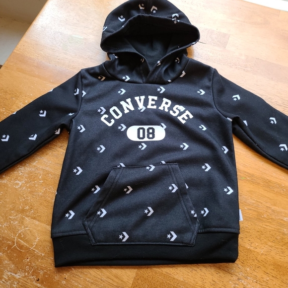 Bundle of 4T tops - Picture 5 of 6